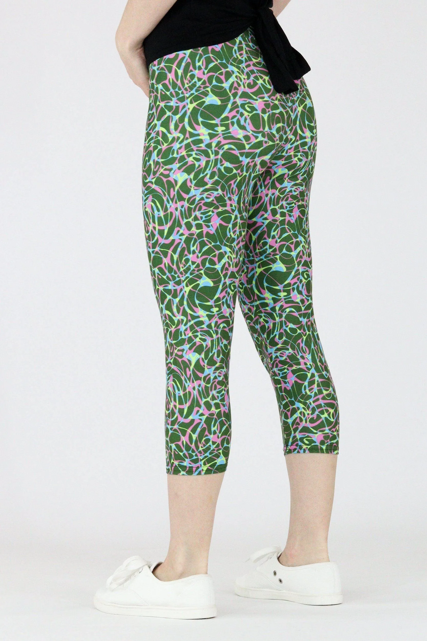 Pauli Pattern - Casual Capri Leggings